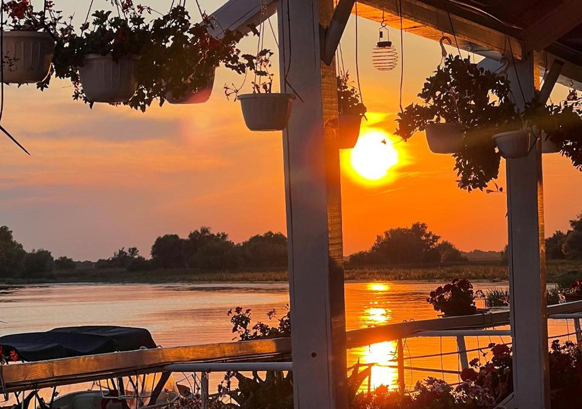 Paradis Hotel Mila Douăzeci şi Trei Extérieur photo