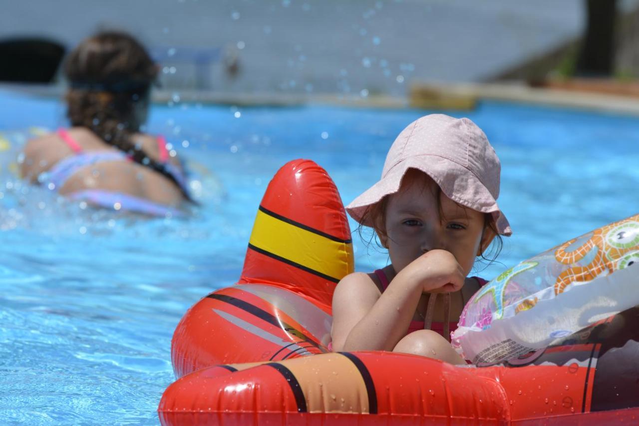 Paradis Hotel Mila Douăzeci şi Trei Extérieur photo